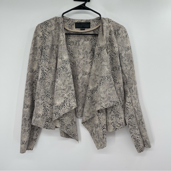 Blank NYC Snake Print Faux Suede Drape Front Jacket Cardigan - Picture 9 of 9